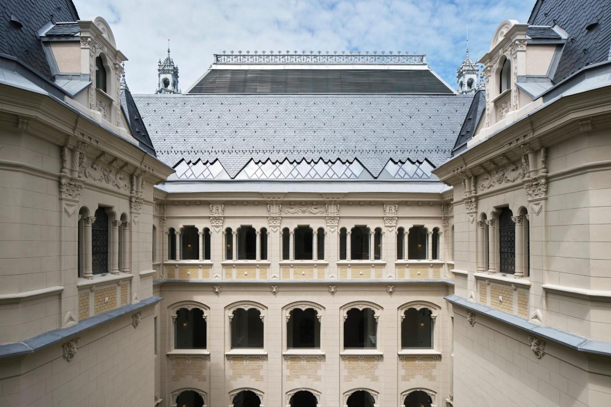 W Budapest Exterior photo